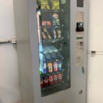 Microwave food vending machine